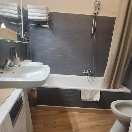 Life Apartman Velence