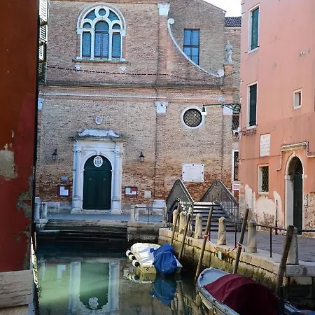 Life Апартаменты Венеция